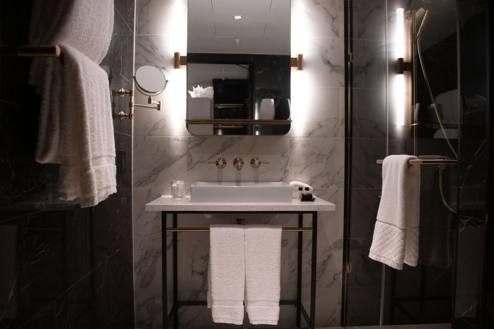 The Guardsman - Preferred Hotels And Resorts Londýn Exteriér fotografie Bathroom